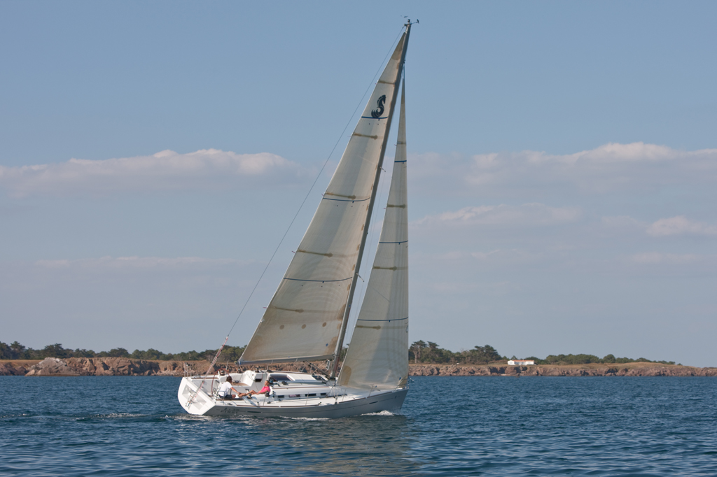 Regattayacht Charteryacht First 35 11